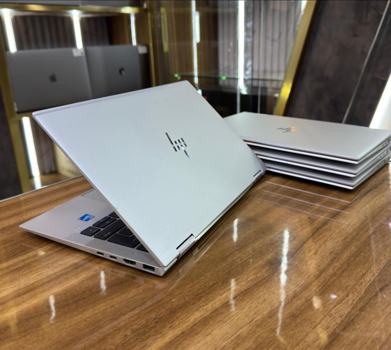 HP Elitebook X360 1030-G8 11e génération